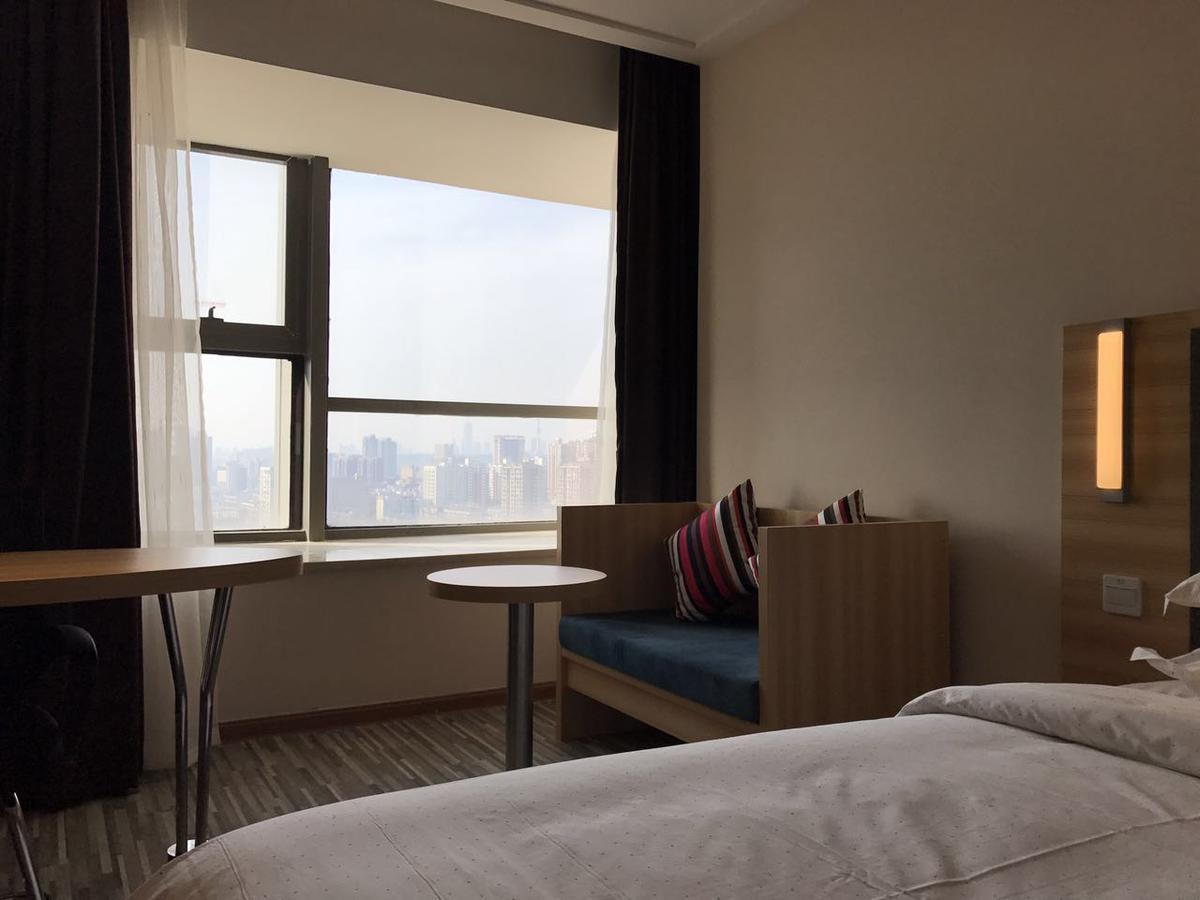 See U Select Hotel Wuhan Exterior photo