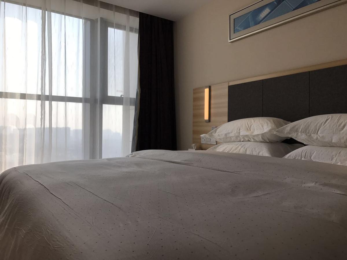 See U Select Hotel Wuhan Exterior photo